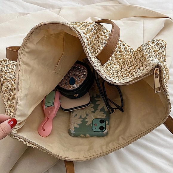 Boho Vegan Leather Strap Minimalist Straw Tote Bag - Picture 4 of 14